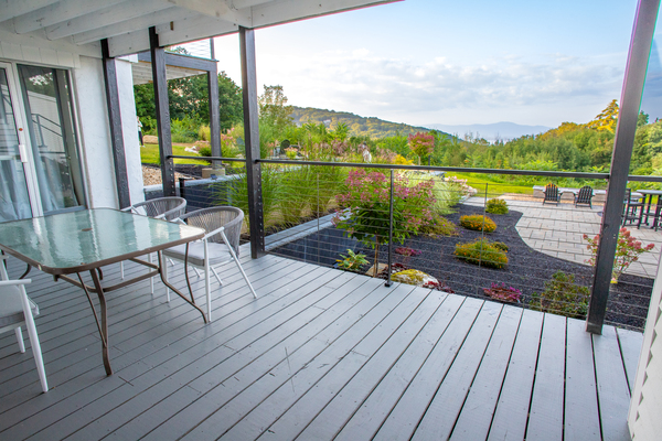 Private Deck